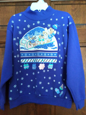 VTintage Spumoni Girls Lg Sweatshirt PURPLE Bears Sledding Winter Hello Teddy