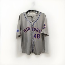 Mets jersey. Player number deGrom 48. New York team - Mets logo. New no tags.