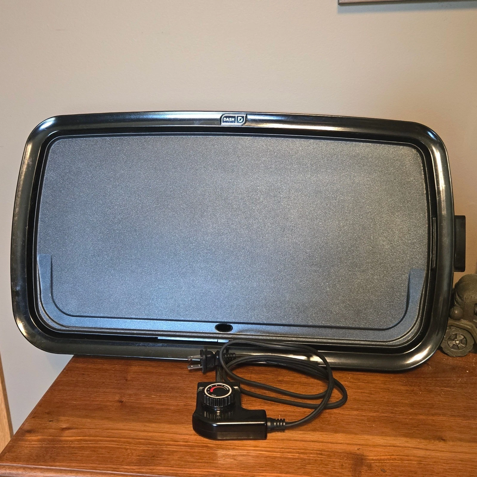 Dash Everyday Griddle Black 20 inch Electric Nonstick DEG200GBBK01 1500W