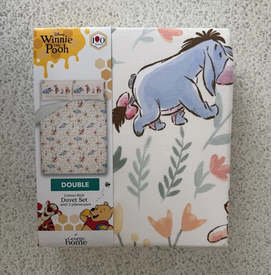 Disney Winnie the Pooh (100 Years) Reversible Double Duvet Cover & 2 Pillowcases - Image 1 of 4