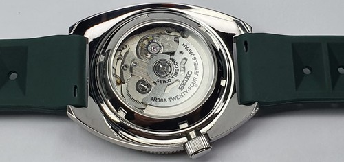 Unworn Slim Willard Seiko NH35 Automatic Divers Watch - Picture 10 of 12