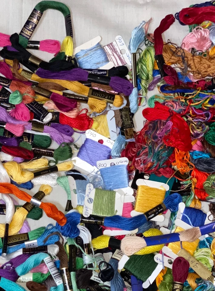 Huge Lot Misc Embroidery Floss Lot New & Used DMC Peri-Lusta Coats & Clarks - Image 3 of 4