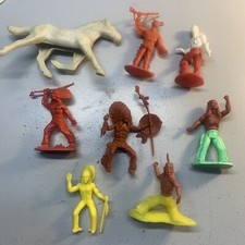 Lot of 8 Indians Native Americans  Horse Figures Plastic Toys Lot
