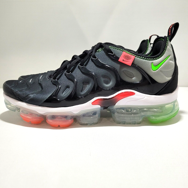 Size 11.5 - Nike Air VaporMax Plus 