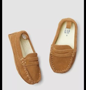 baby gap moccasins