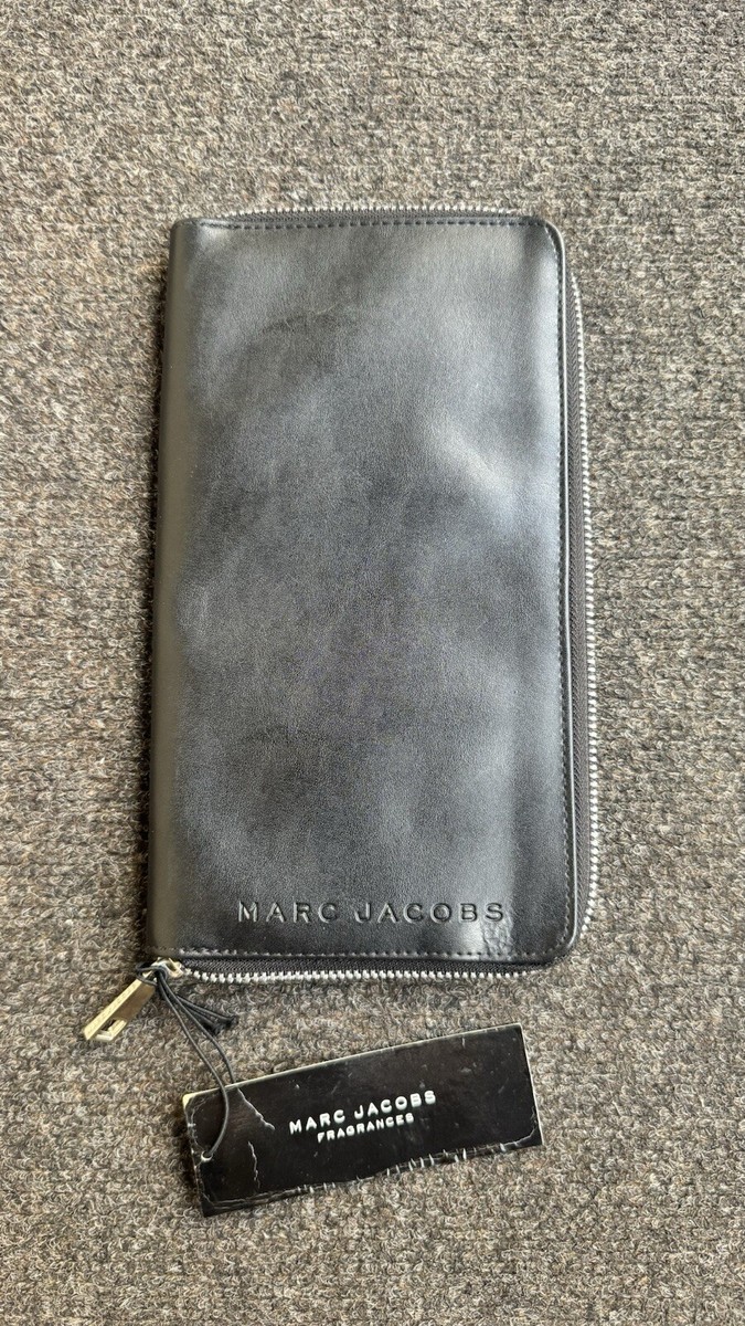 New Marc Jacobs Passport Document Cover Organizer Zipper Black | eBay