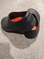 Crocs LiteRide Unisex Crocs Clog Slip Resistant Non-Marking US Men 7 US Women 9