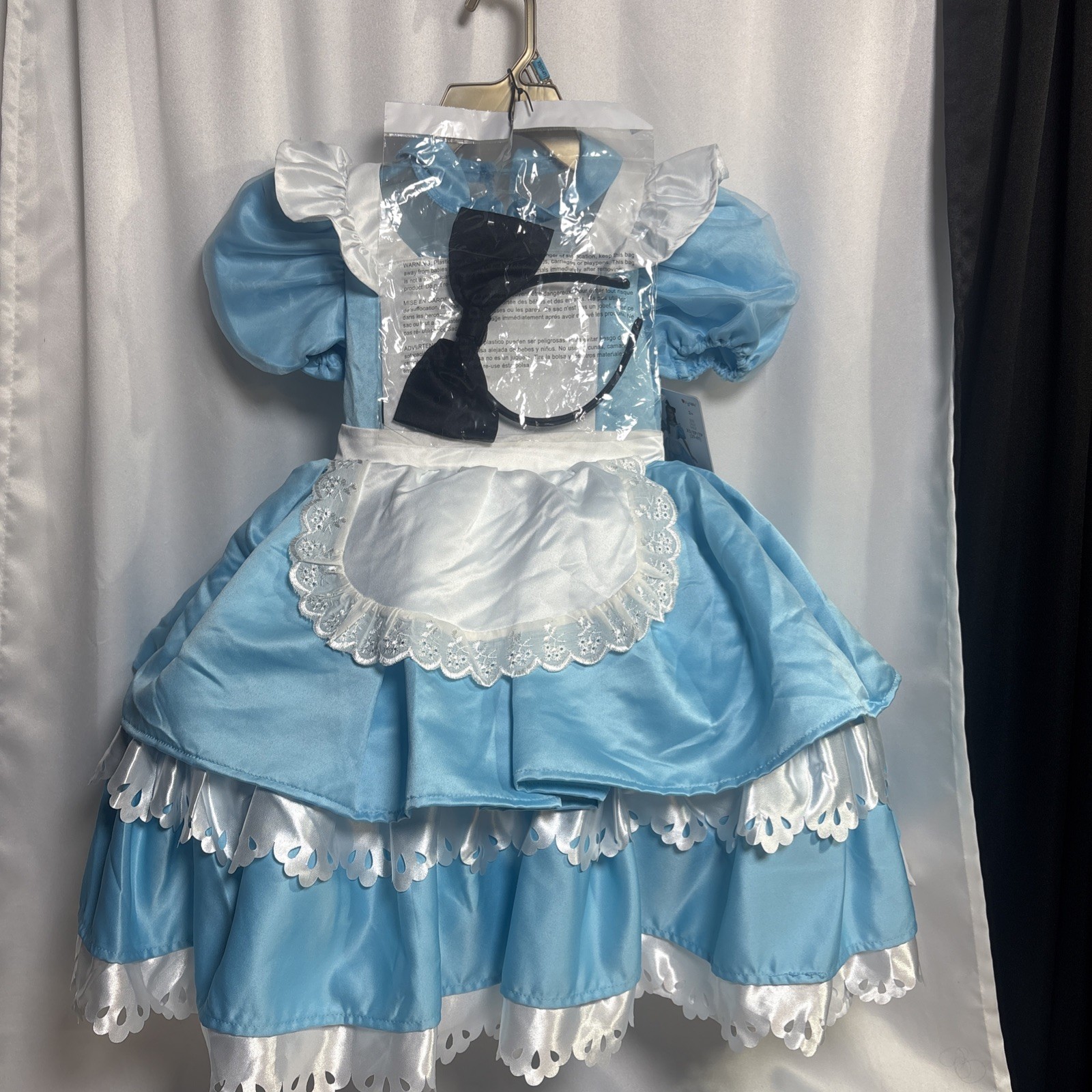 NWT DISNEY ALICE IN WONDERLAND ALICE CHILD COSTUME XS/3T-4T