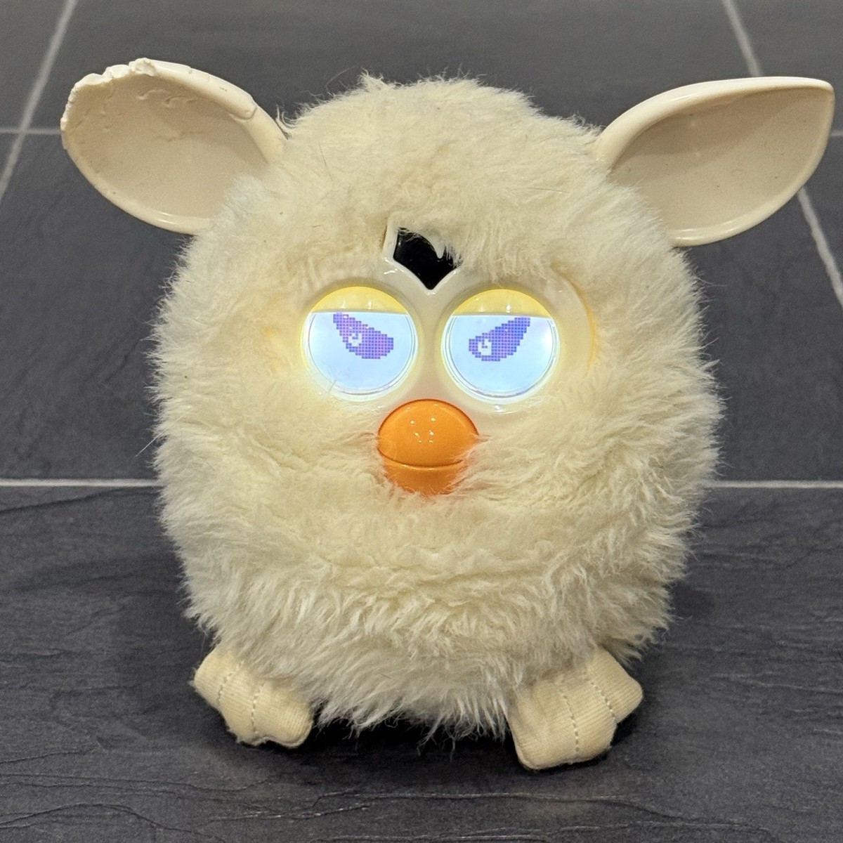 Hasbro Furby 2012 White Rare Collectible Interactive Toy Yeti