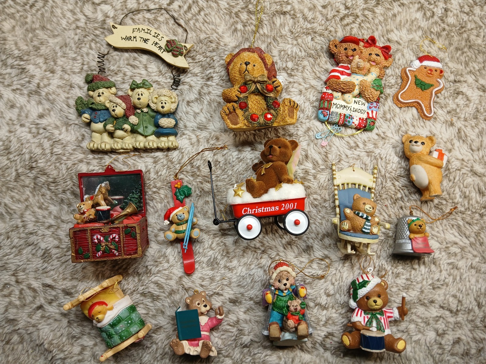 Lot Of 14 Cute Bear Ornaments Wagon Toy Chest Bed Thimble