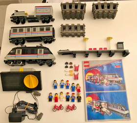 LEGO 4558 Metroliner Train 9V 100% Complete Box and Manual (1992) + LEGO 4548