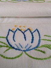 Vintage Pair First Lady Embroidered Lotus Pillowcases 100% Percale Cotton 42x38