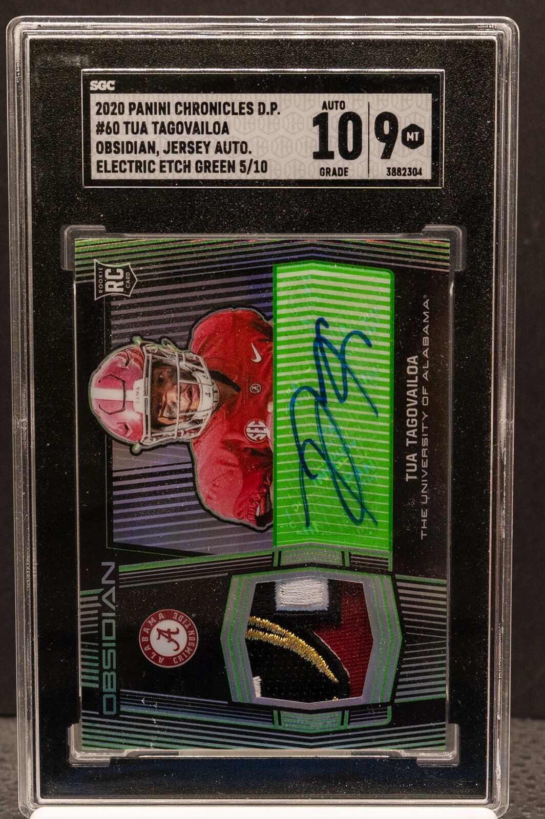 Tua Tagovailoa Panini Obsidian Draft Picks Jersey Autographs #60 Electric Etch Green