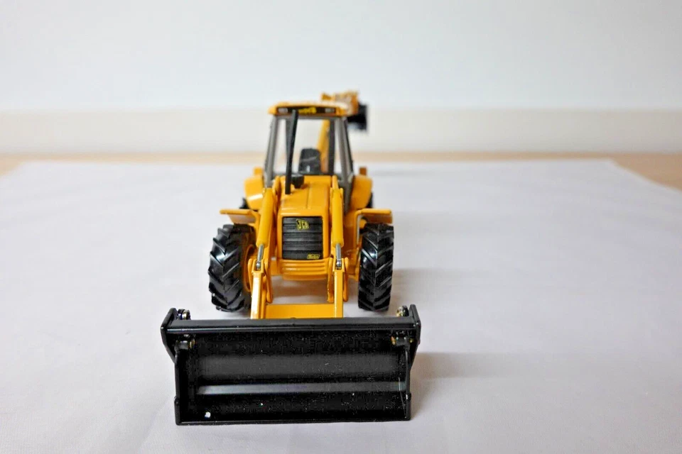 JOAL 175 JCB 4CX SITEMASTER BACKHOE LOADER  1:35 SCALE N.I.B. - Image 3 of 4