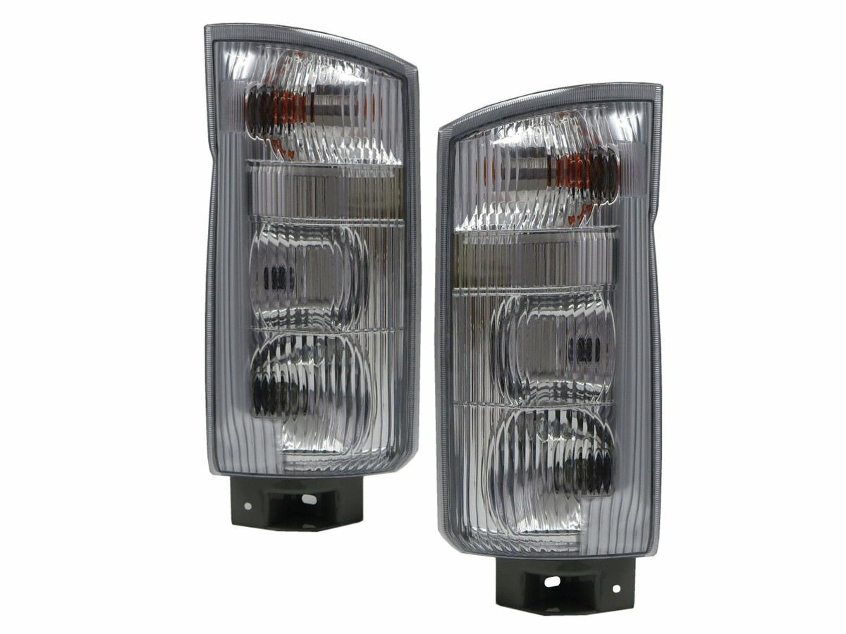 ELF 100P Fifth generation 93-03 Truck 2D Clear Headlight Chrome for ELF 100P Fifth generation 93-03 Truck 2D Clear Headlight Chrome for