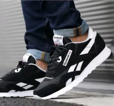 Reebok Classic  Nylon Suede Black White Mens Size 6 , Womens Size 7.5 , Eur 37.5