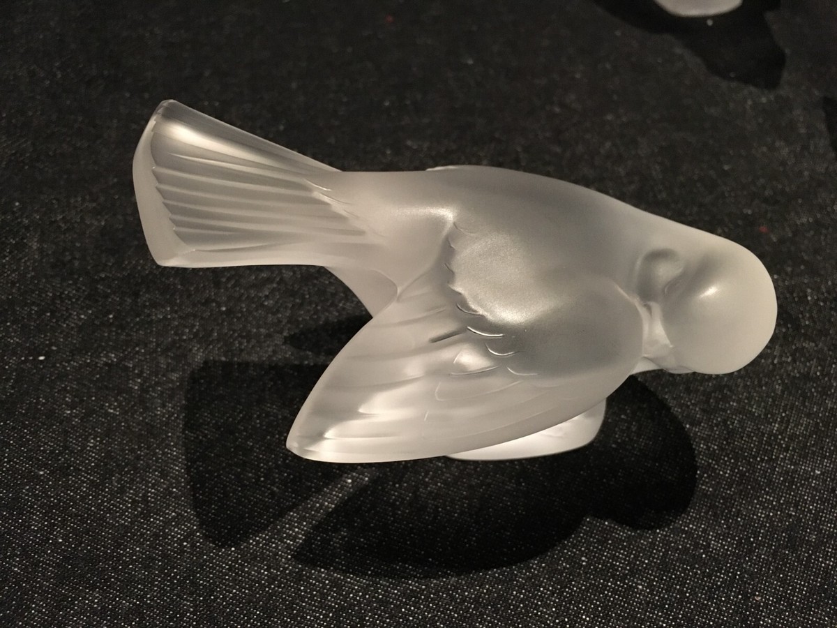 LALIQUE France Sparrow Head Under Wing-engraved signature New | eBay