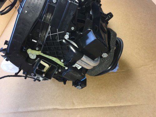 Audi A3 8P Gebläsekasten Klimakasten 8P1820003AG - Bild 2 von 6