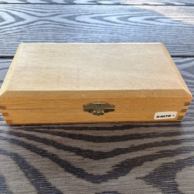 X-ACTO STANDARD KNIFE SET IN WOODEN BOX