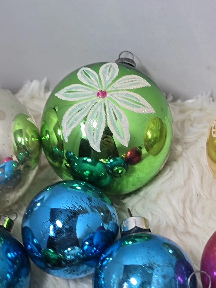 Vintage Christmas Bulbs Ornaments Lot of 19 Round Bells Egg & Bullet Shape Paint - Image 4 of 4