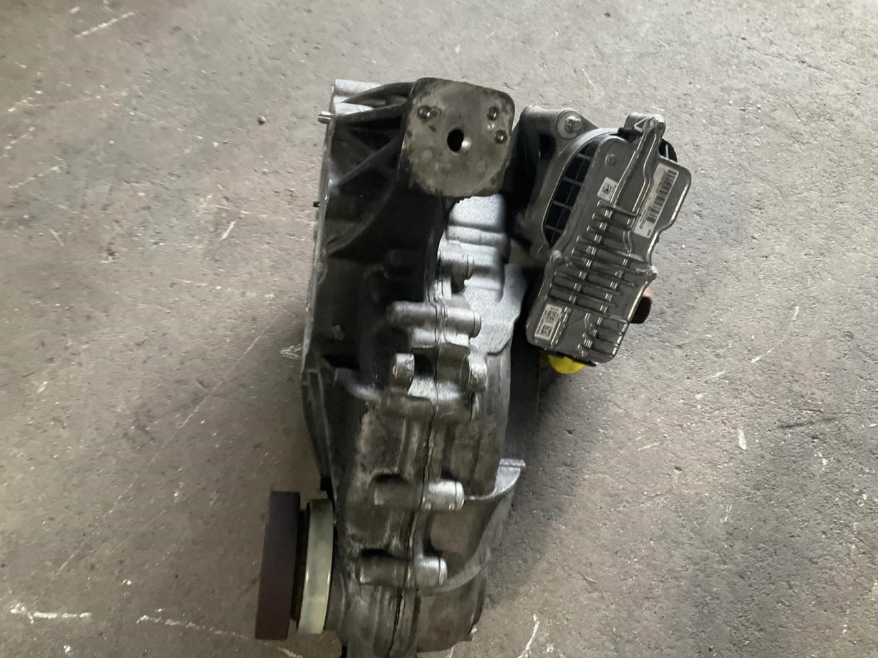 18-24 Maserati Ghibli Transfer Case Gearbox Motor Assembly T