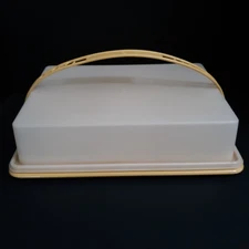 Vintage Tupperware Rectangular Cake Carrier w/ Handle  Harvest Gold  15"x11" 70s