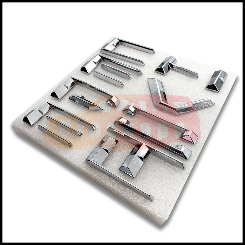 3D Chrome Front Grille Insert Letter Chevrolet Silverado 1500 Custom 2019-2021 Foto 3 de 4