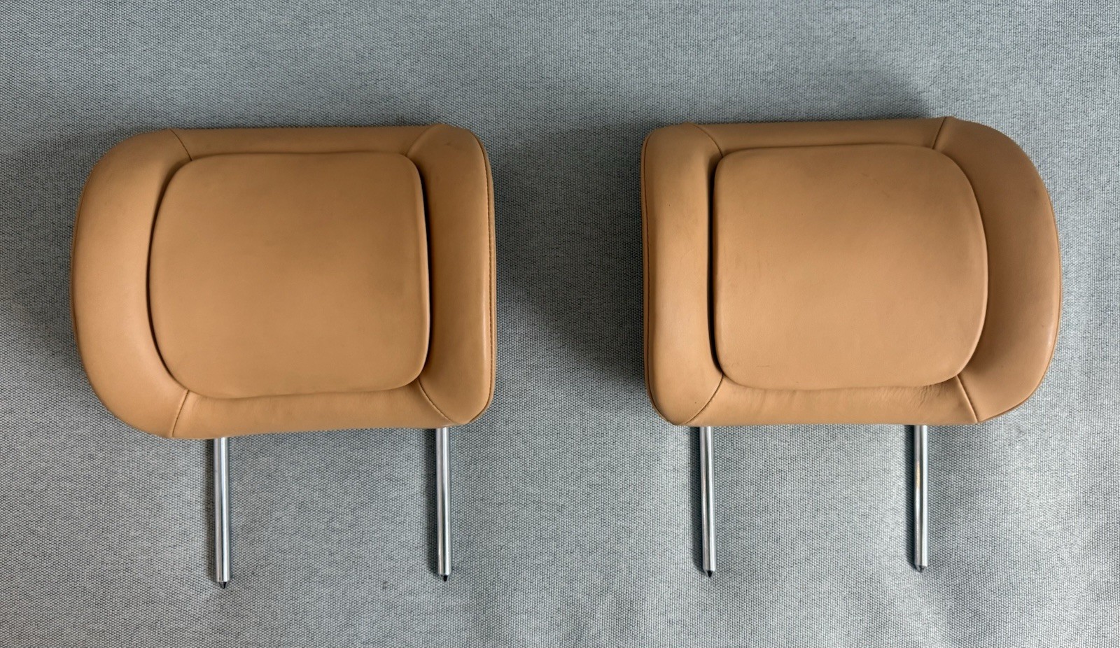 NOS Ferrari Daytona Spyder 365 GTS GTB Headrest Miami Vice