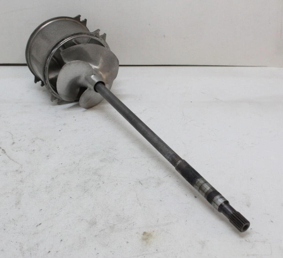 Polaris Genesis I 2002 - eje de transmisión y bomba de chorro - parte # 5132088 / 5131366 Foto 3 de 4