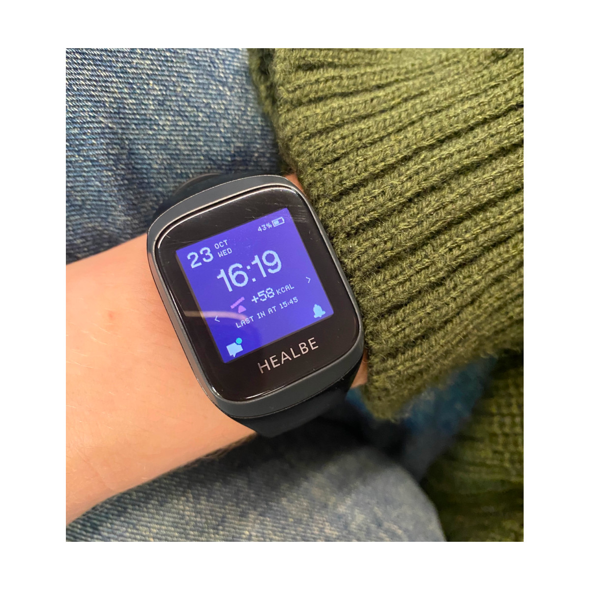 HEALBE GoBe3 - Fitness Tracker with Stress Management, Automatic Calorie Intake