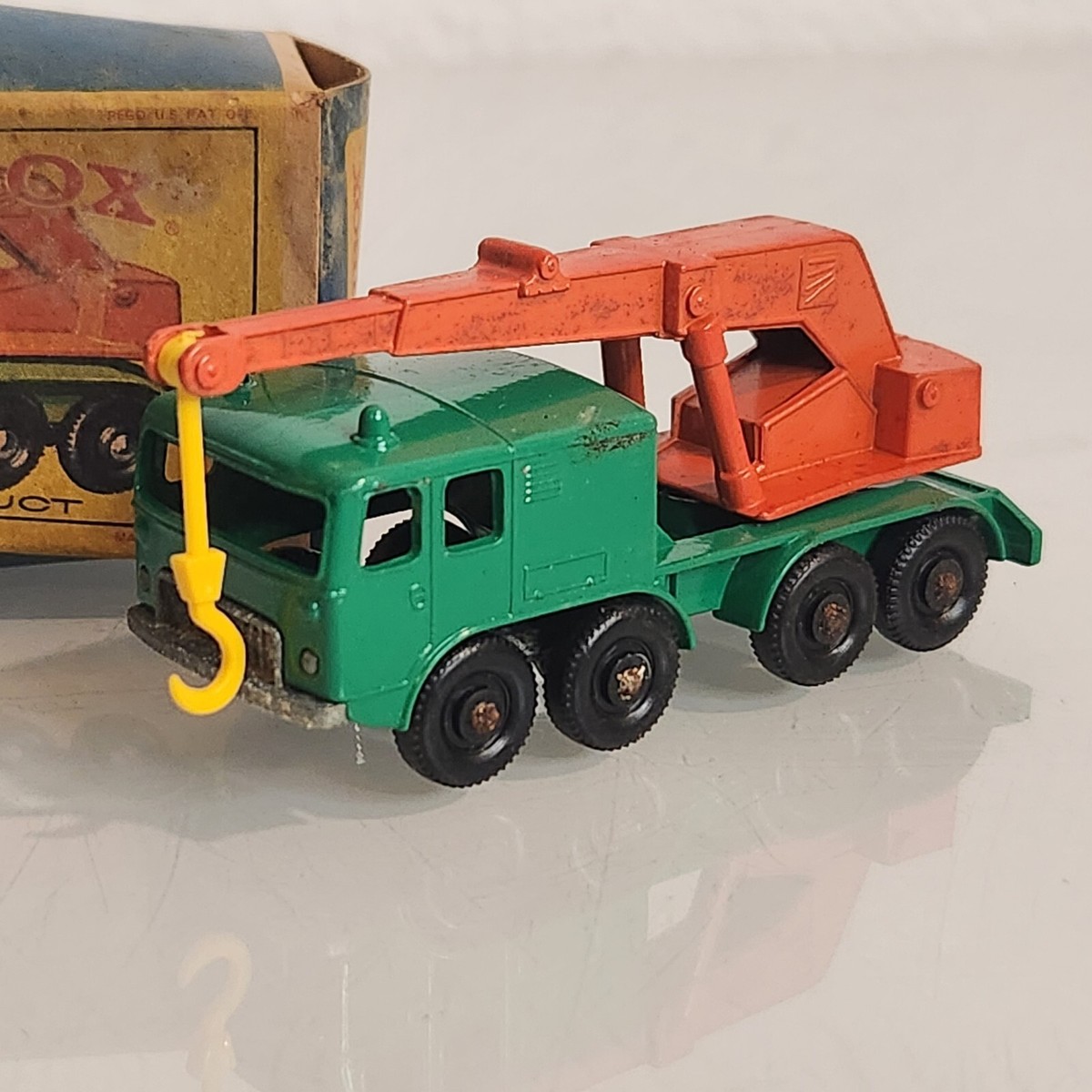VINTAGE MATCHBOX LESNEY #30 GREEN 8 WHEEL CRANE ENGLAND