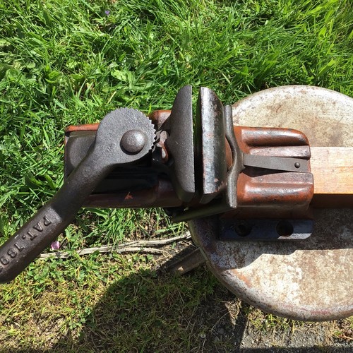Vintage Bench Vise . The Only One Known To Exist ? Charles Gatchels Patent 1891 - Picture 9 of 24