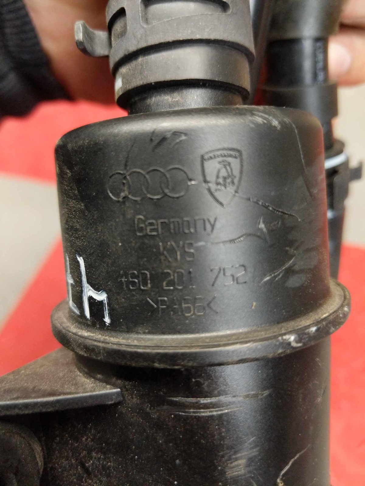 2022 AUDI R8 PERFORMANCE OEM EMISSION SYSTEM PRESSURE SENSOR P/ 8K0906253N