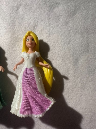 Lot de 4 poupées Disney Princesse Magic Clip - COMME SUR LE MONTRE ! - Photo 5/13