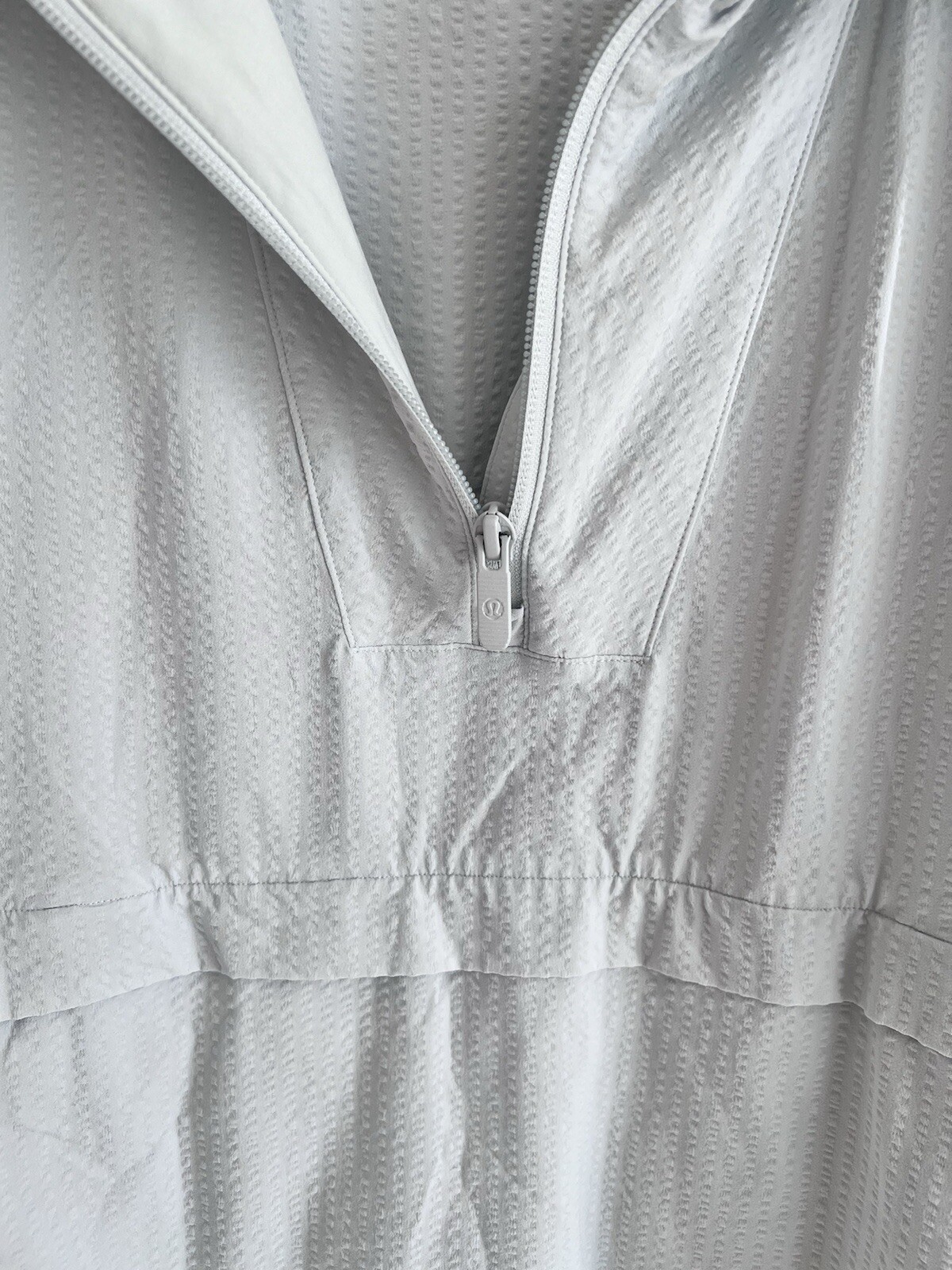 Lululemon Pack Light Pullover Packable Jacket SIZ… - image 4