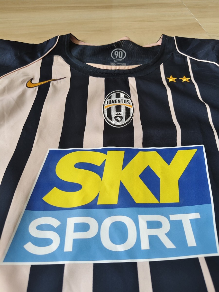 Juventus 2004/05 Official Nike Away Zambrotta Jersey Size XL Juventus 2004/05 Official Nike Away Zambrotta Jersey Size XL