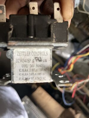 Relè Per Ventilatore Zettler Controls ZC90340-2A-01 - Bobina 24V - Controllo HVAC 50A
