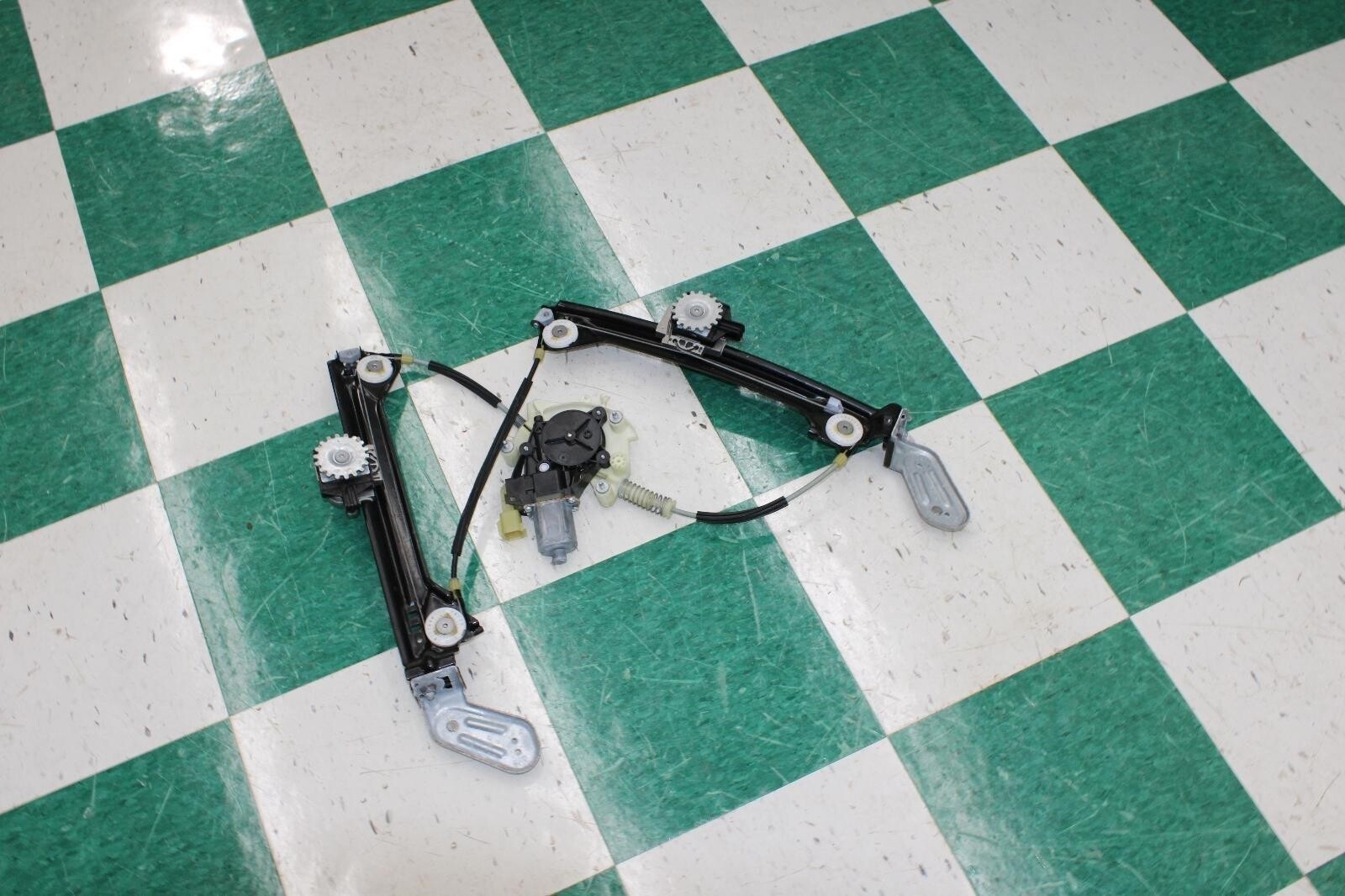 14-21 Ghibli Electronic Rear Passenger Right RH Power Window Regulator OEM WTY