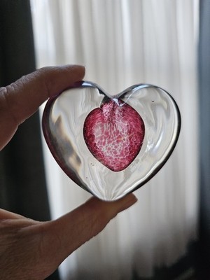 Unique Floating Heart Art Glass Paperback Unsigned Polished Bottom