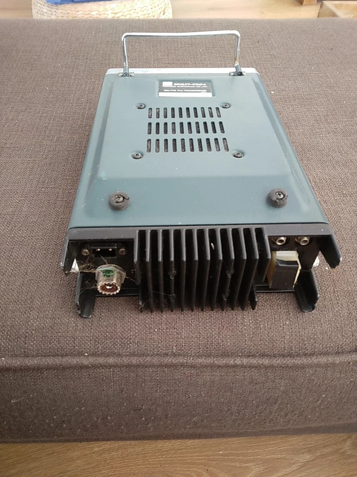 Transceiver FDK Multi 700E Fukuyama 2M/FM PLL TRANSCEIVER Car Mobile - Photo 4/4