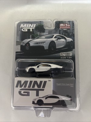 1:64 Mini GT #569 Bugatti Chiron Pur Sport White 569 LMTD 1 of 3000