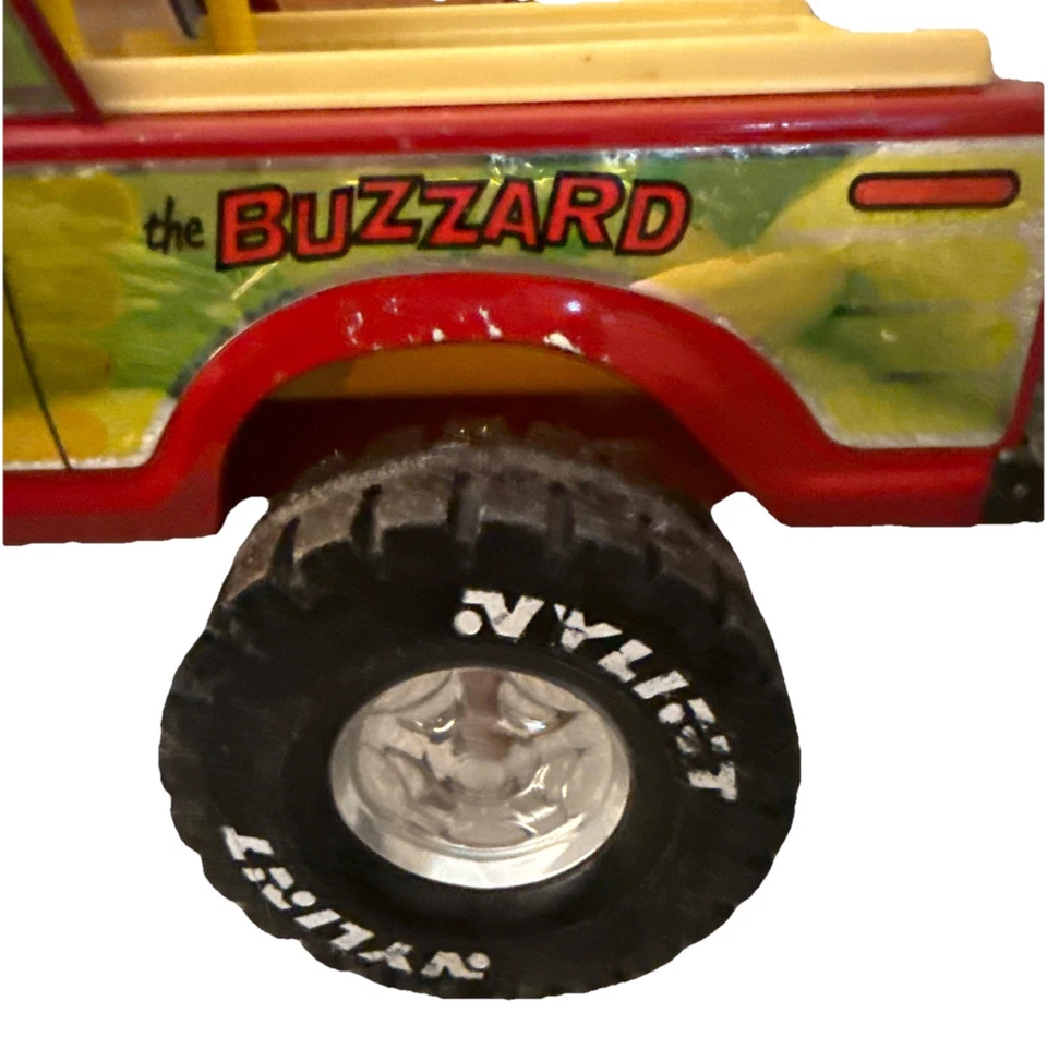 Vintage 1970 Nylint “The Buzzard” Chevy Truck 15″ 4×4 GUC – Pressed Steel - Image 4 of 4