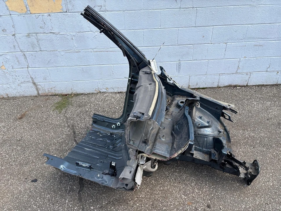 2015 - 2018 Audi Q3 Front Left Body Apron Horn Frame Cut Oem - Image 2 of 4