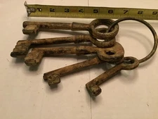Antique Set of 5 Cast Iron Skeleton Keys, Unknown source, Possible Reproduction