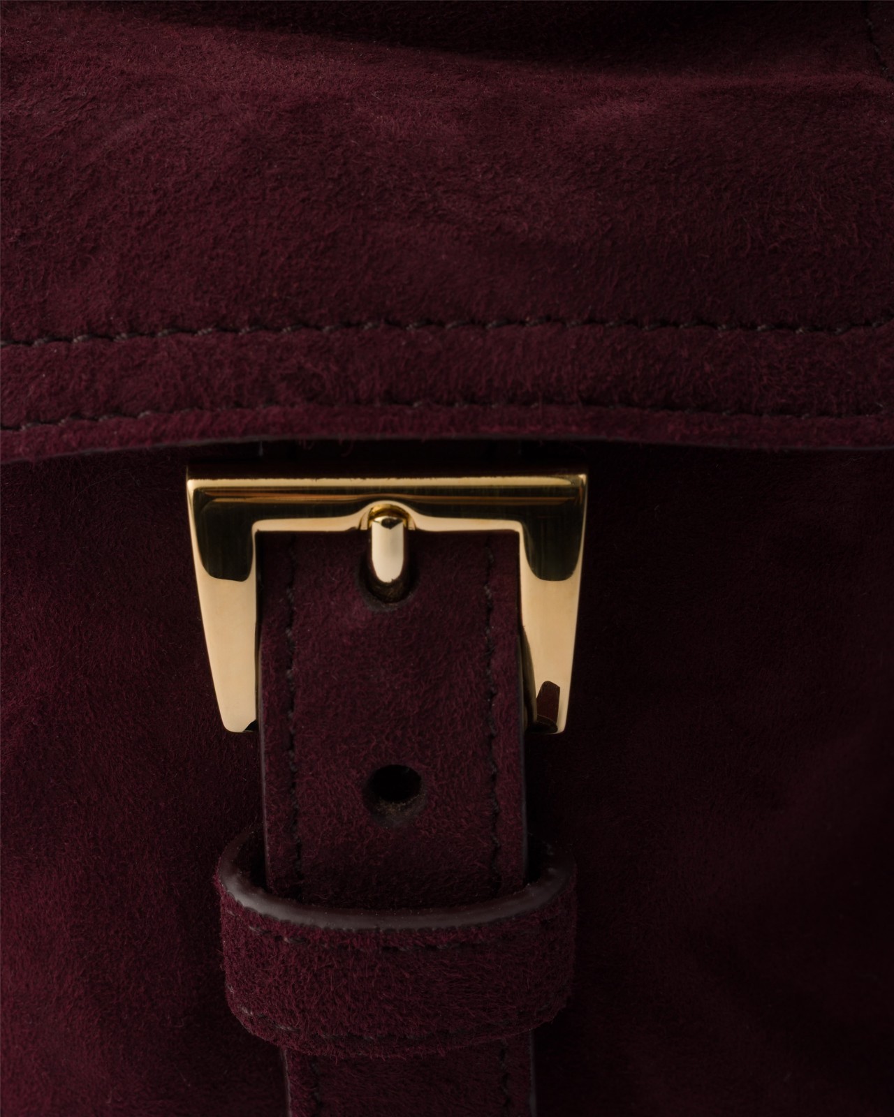 Prada Explore Medium Borsa a Spalla in Pelle Scamosciata foto 5