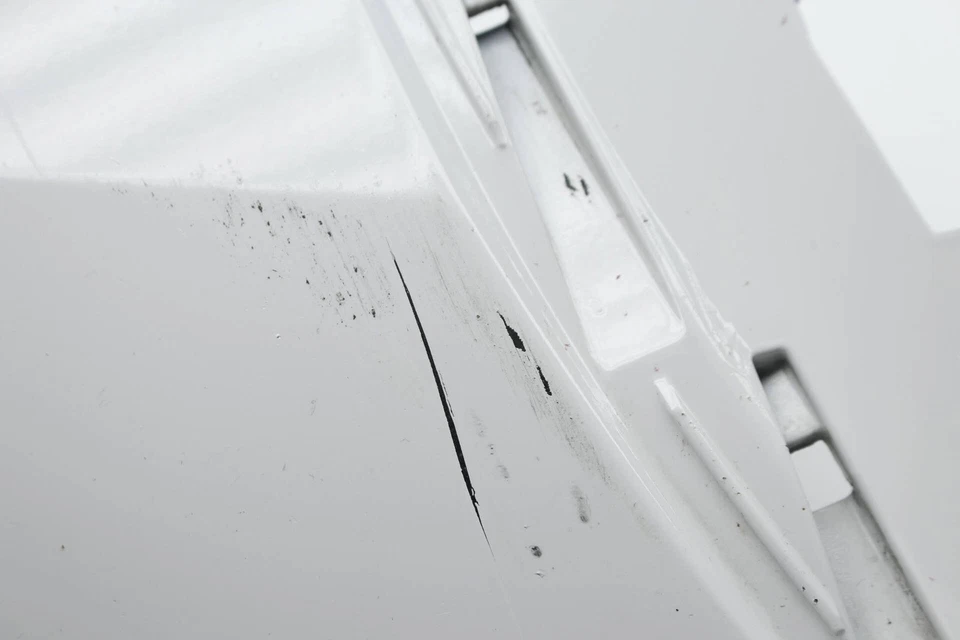 AUDI Q3 QUATTRO 2016-2018 - Parachoques delantero cenefa inferior 8U0807061Q Foto 4 de 4