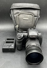 FUJIFILM FINEPIX HS30EXR FOTOCAMERA DIGITALE CON ACCESSORI (MVP037657)