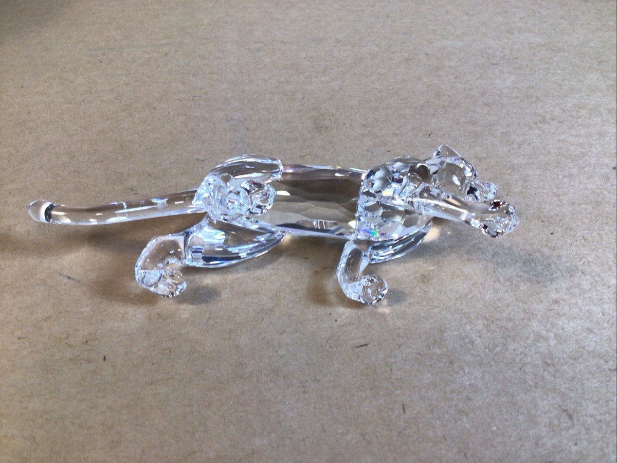 Swarovski Crystal Leopard W/ Box Retired. #217093 A 7610 NR 000