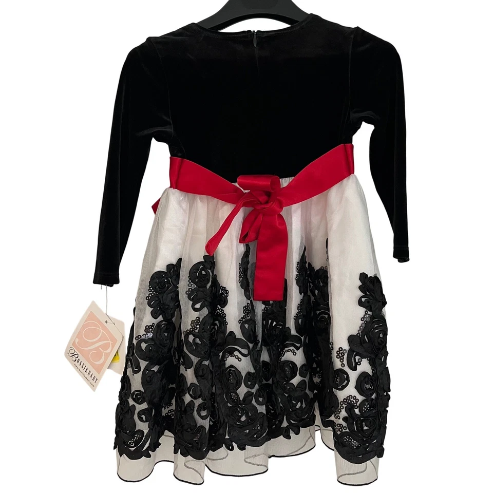 Vestido de vacaciones Bonnie Baby 18M nuevo con etiquetas corpiño de terciopelo rojo satinado lazo falda bordada Foto 2 de 4