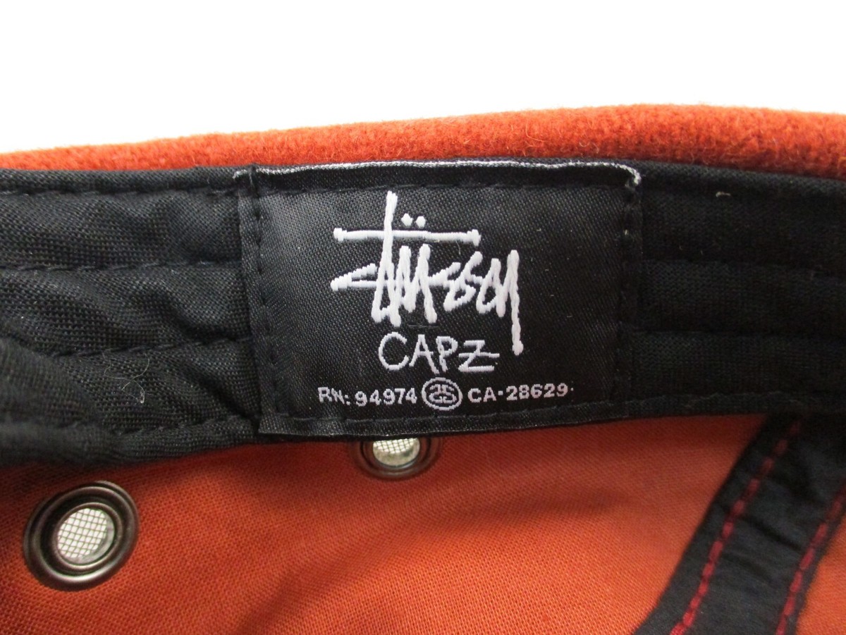 Stussy ボディバッグ ネイビー/オレンジ Stussy ボディバッグ ネイビー/オレンジ